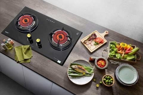 So sánh bếp gas âm và bếp gas dương: Lựa chọn nào tốt hơn cho gia đình 