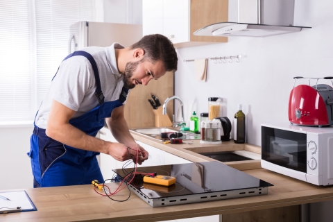 Các dịch vụ gas: Bơm gas bình chữa cháy và nhiều dịch vụ khác