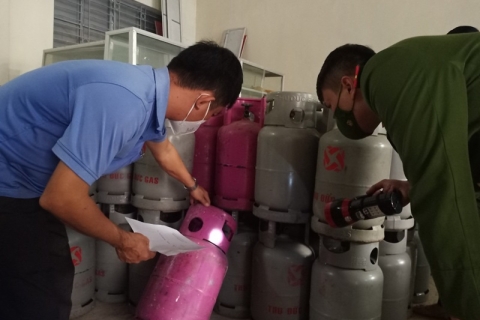 Có nên thu mua và thanh lý vỏ bình gas hay không? Những lưu ý quan trọng khi sử dụng lại bình gas cũ